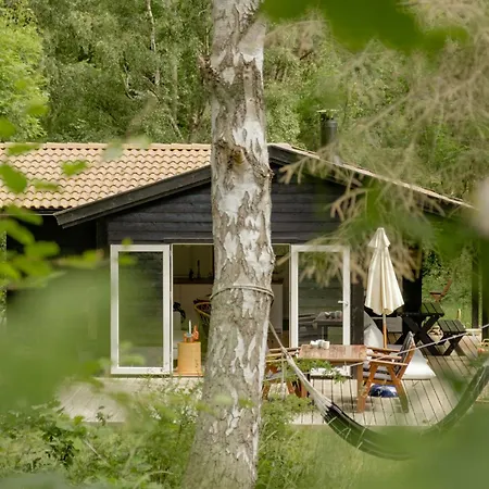 Elegant With Genuine Danish Summer Feel * Tjørneholm